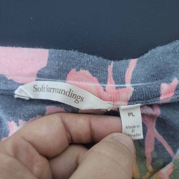 Soft Surroundings Womens Petite Large PL Watercolor Floral Tunic Top Sweater - Picture 4 of 7